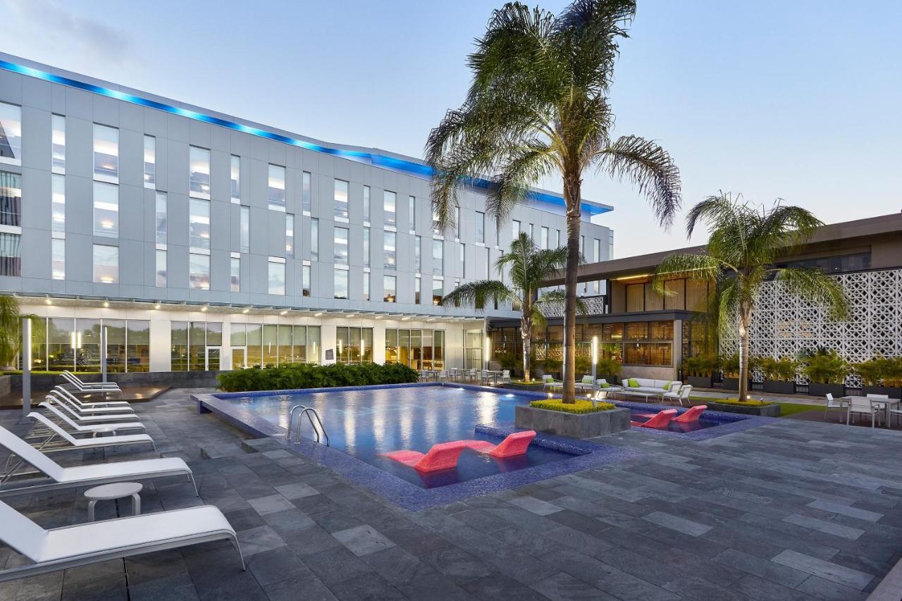 Отель Aloft Queretaro El Salitre Экстерьер фото