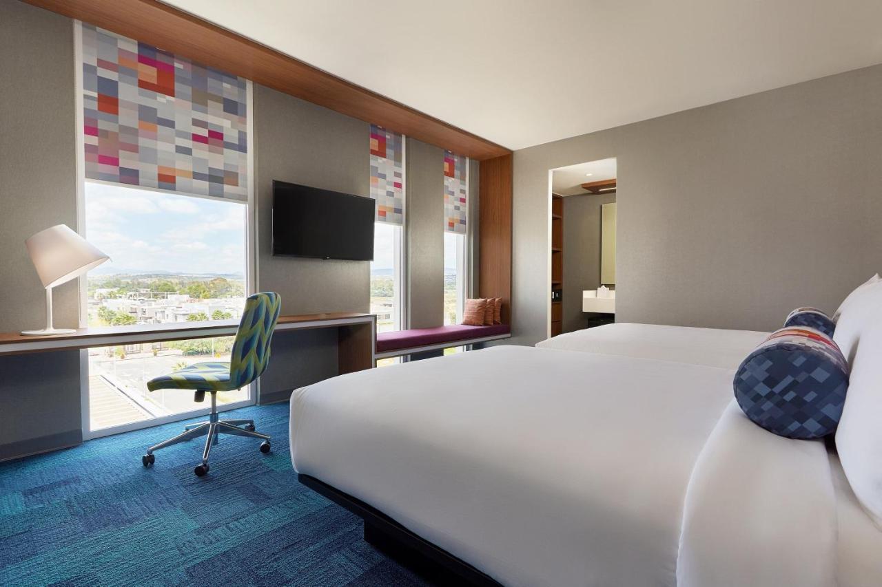 Отель Aloft Queretaro El Salitre Экстерьер фото