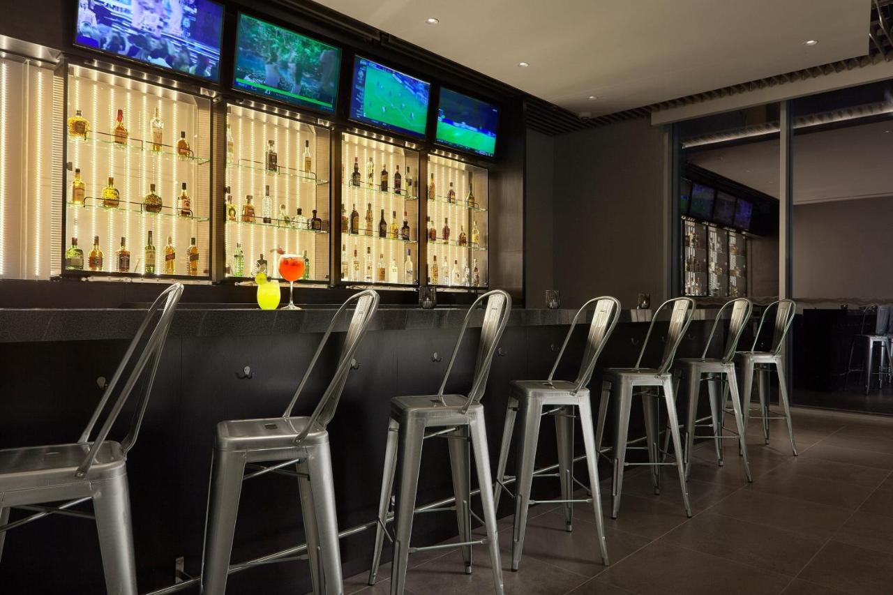 Отель Aloft Queretaro El Salitre Экстерьер фото