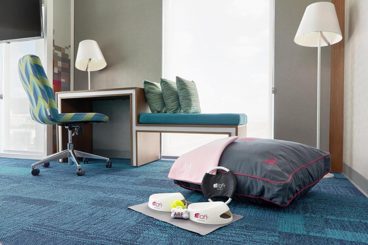 Отель Aloft Queretaro El Salitre Экстерьер фото