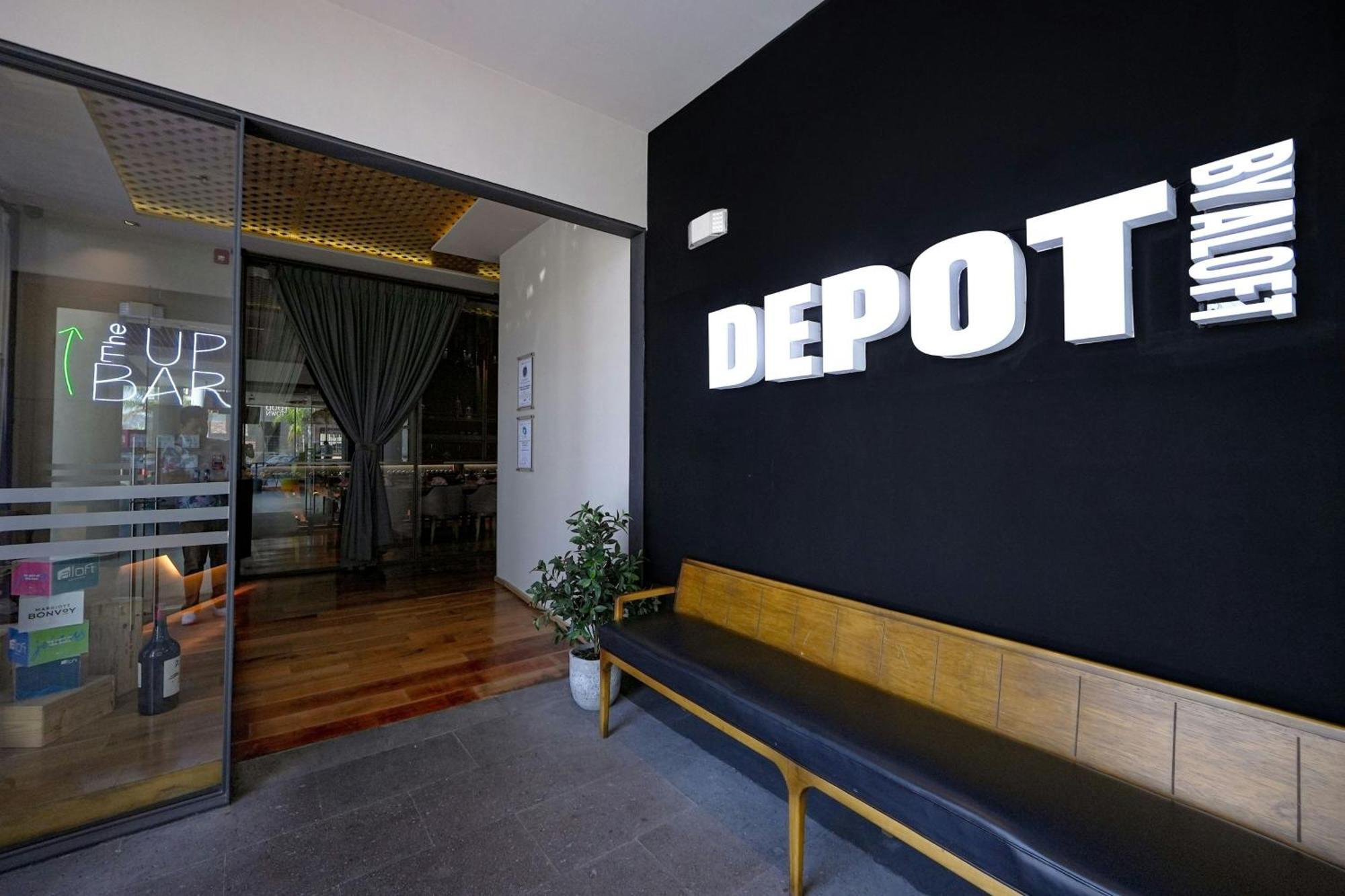 Отель Aloft Queretaro El Salitre Экстерьер фото